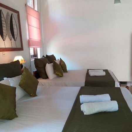 Cosy Nest Home Stay Negombo Exterior photo