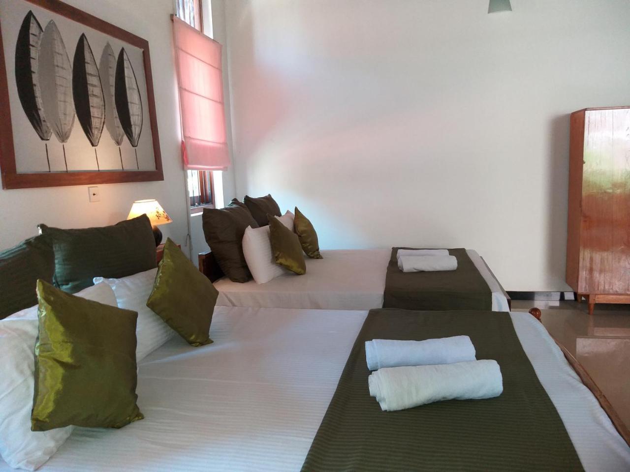 Cosy Nest Home Stay Negombo Exterior photo