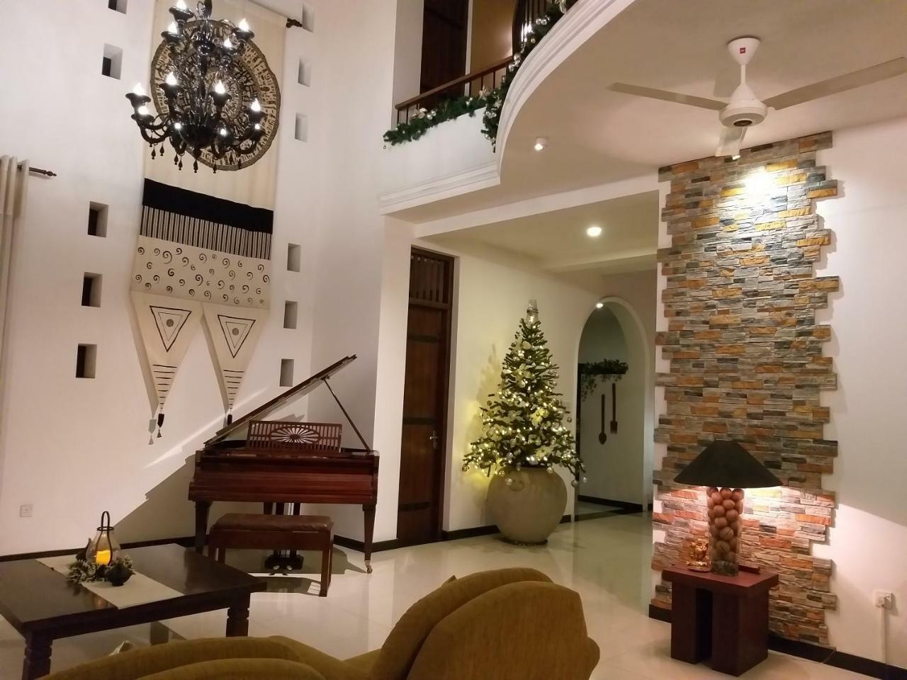 Cosy Nest Home Stay Negombo Exterior photo